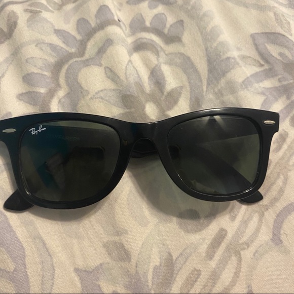 Authentic Ray-Ban Wayfarers - Picture 2 of 9